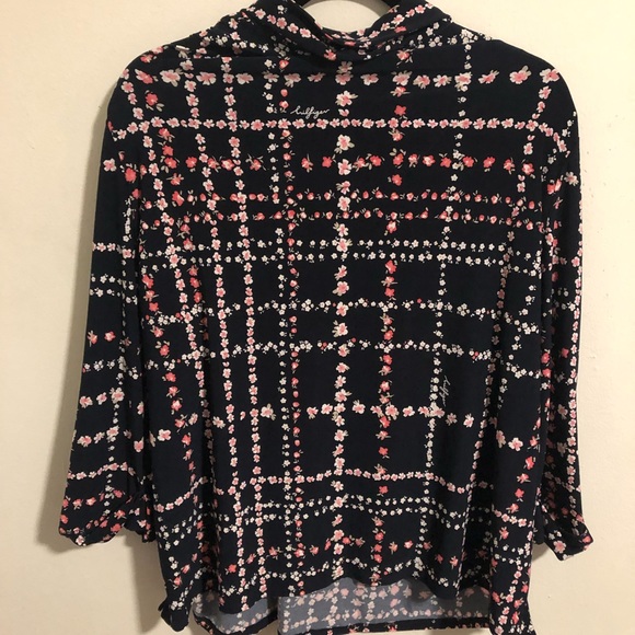 Tommy Hilfiger Floral Blouse - Picture 5 of 5
